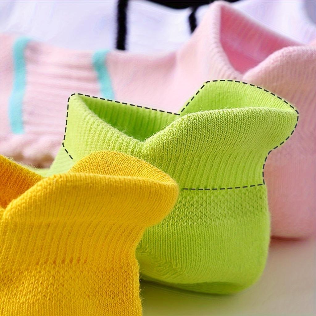 High quality7-Pair Women's Solid Color Ankle Socks - Breathable Short Socks with Ear (No Slouching), Plain Round Toe for Sneakers, Athletic & Casual