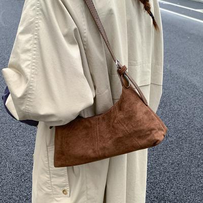 Autumn and Winter Retro Large-capacity Bag Women's 2025 New Casual Fashion Underarm Bag Texture Niche Versatile Messenger Bag