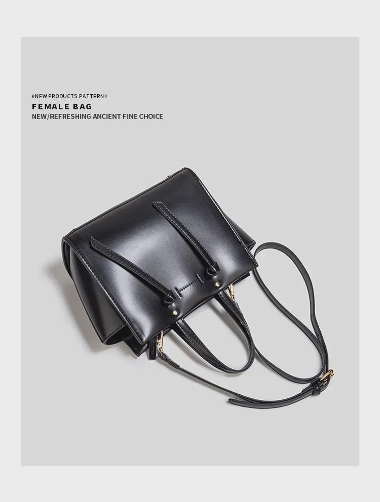 Women's Large Capacity Winged Shoulder Bag - Versatile Cross-Border Messenger Style