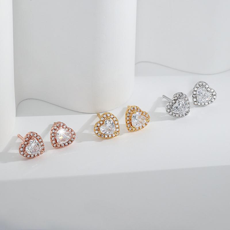 Simple Little Princess Heartbeats Heartbeats Small Fresh Sweet Love Earrings