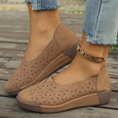 Moda 2024 Hot Sale Sapatos Femininos Slip-on Sapatos Baixos Femininos Moda Oco Casual Sapatos Baixos Novos Bico Redondo Plus Size Salto Baixo