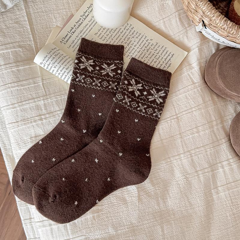 Wind Wool Socks Mid-Leg Socks Thickened And Warm Small Love Long Socks