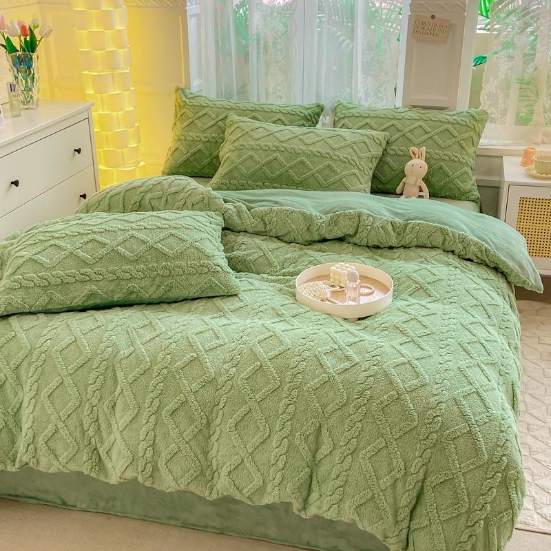 1pc Thicken Flannel Duvet Cover Cartoon Bear Quilt Cover for Kids Winter Warm housse de couette220x240cm (without pillowcase)