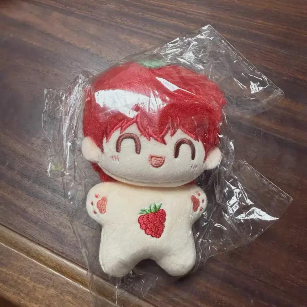 

Seventeen Глаза Смеются Хон Джи 10 см Хлопковая Кукла