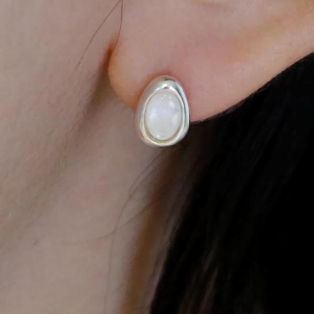 Women's Fashion Accessories Daily Mother-of-Pearl Stone Earrings