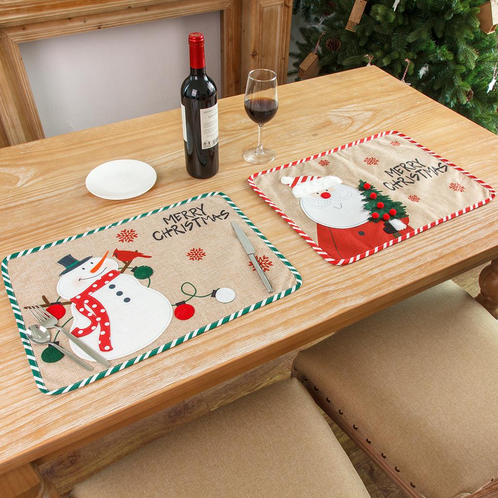 New Christmas Decorative Cartoon Embroidered Table Mat Heat Resistant Coaster Cloth for Dining Table Festive Home Decor