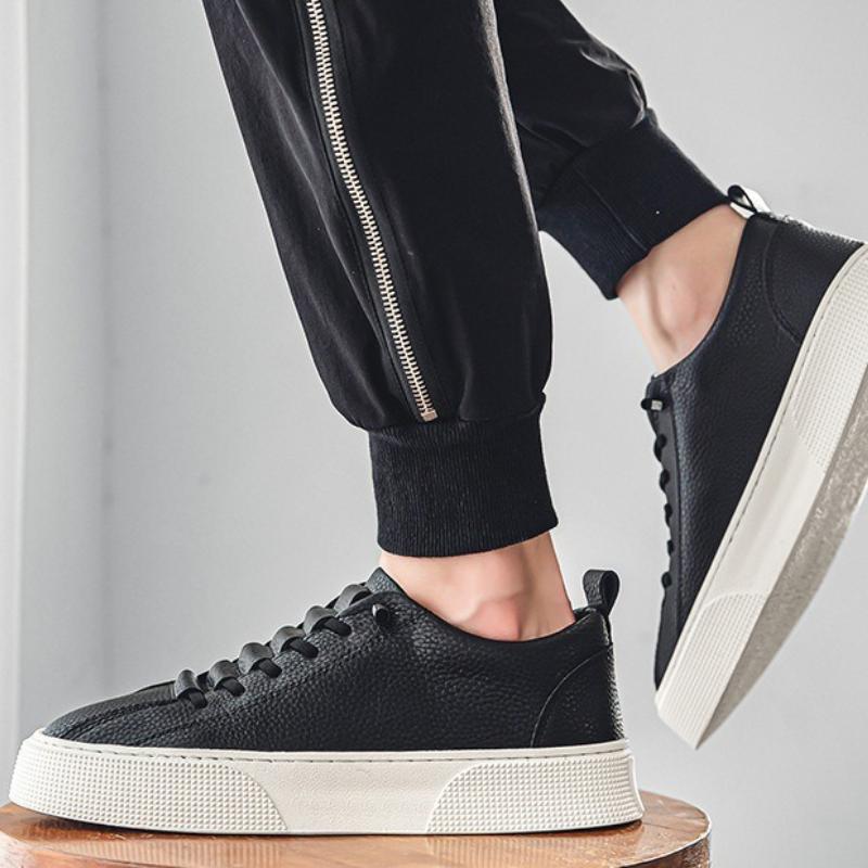 Luxusní pánské tenisky bílé pánské běžecké boty kulatá špička nazouvací ležérní boty trendy pohodlné pánské boty de hombre