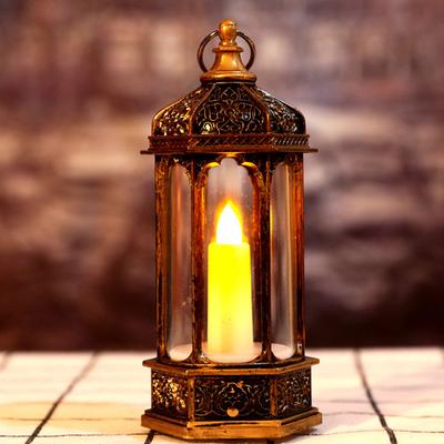 Windlaterne mit sechs Ecken, schöne Beleuchtung, Vintage-Weihnachts-LED-Kerzenlaterne, Hofdekoration