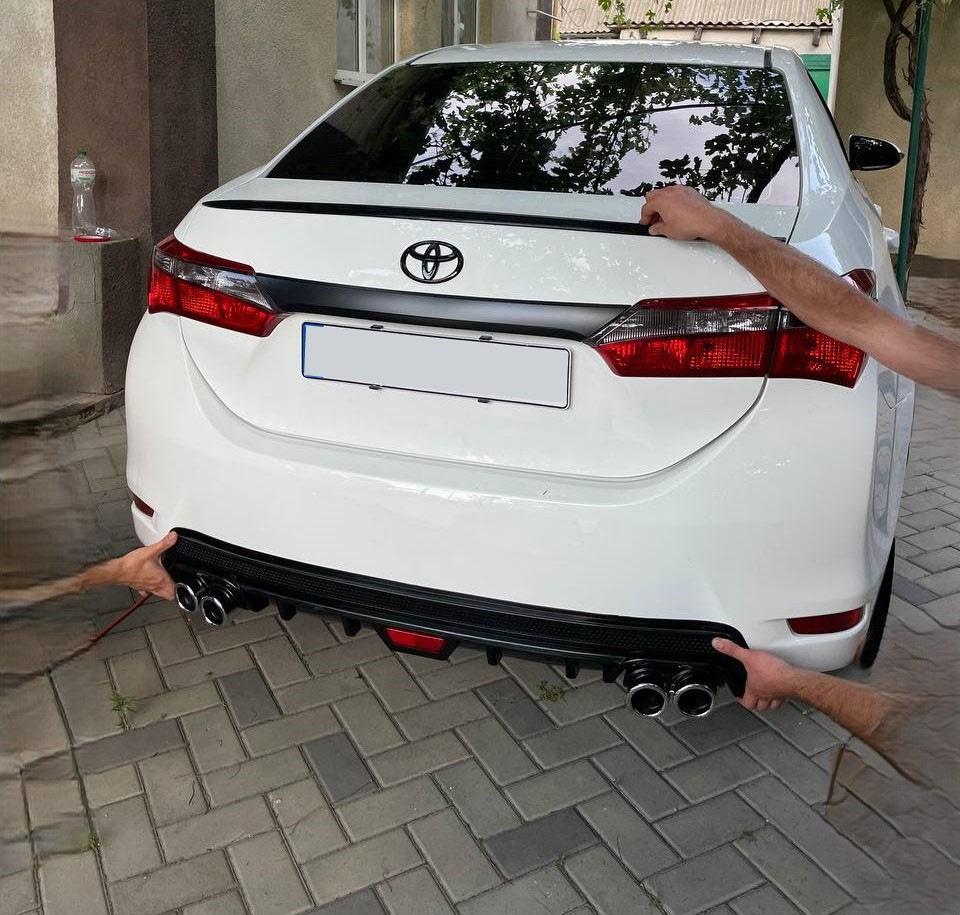 Спойлер LIP (Sunplex, черный) (118см*6,4см) для Toyota Corolla 2013-2019 гг