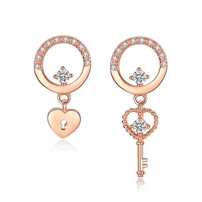 Romantische Liebe Schlüssel Ohrringe Damen Asymmetrische Herz Löffel Ohrringe Temperament Mädchen Herz Nische Ohrschmuck