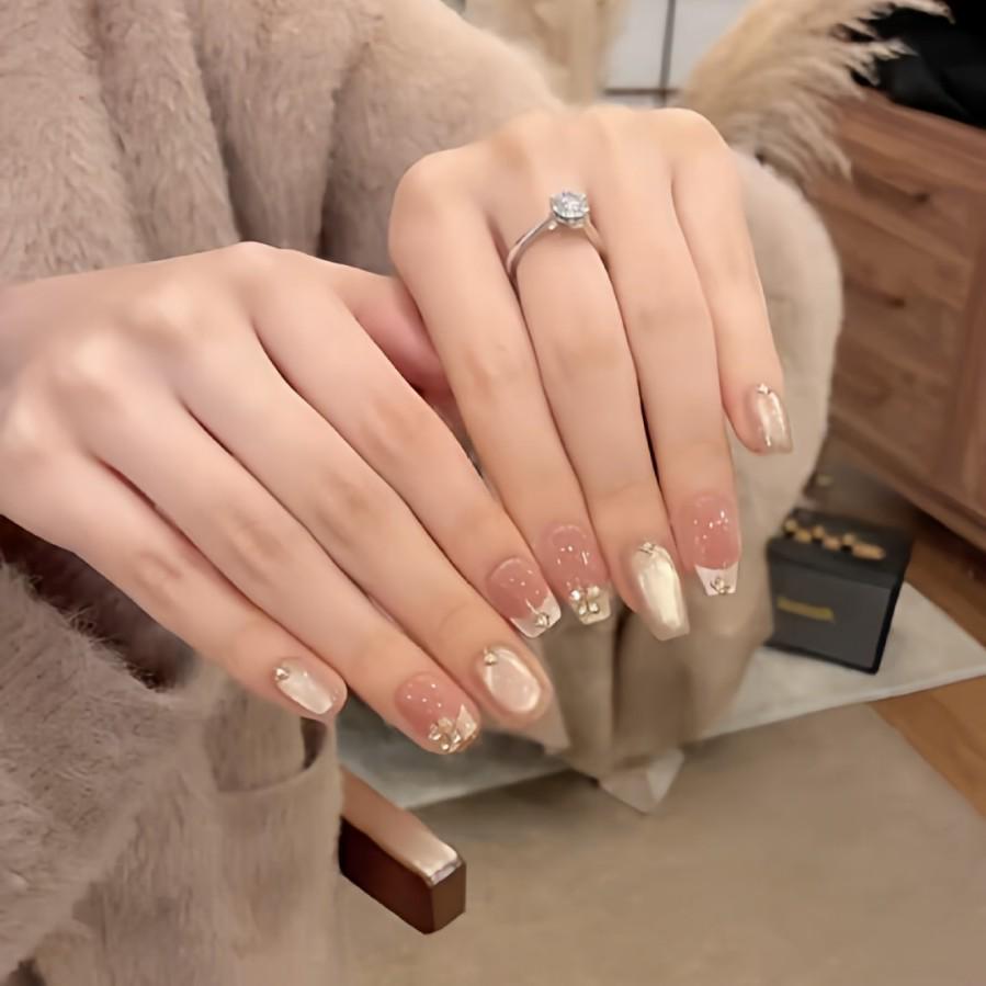 Yuanxi Light Luxury Rhinestone Nude Cat Eye White Nail Stickers