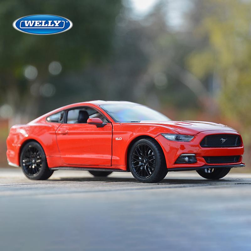 WELLY 1/24 Ford Mustang GT 2015 Alloy Car Model Diecast Toy Vehicle High Simitation Cars Toys for Children Kids Gifts