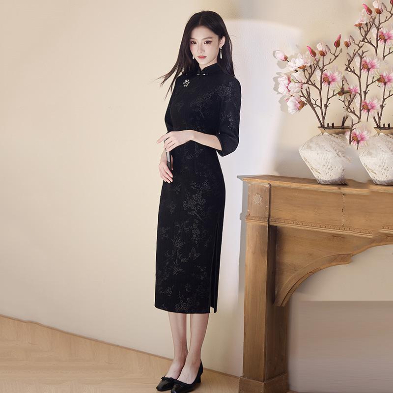 Black national style new Chinese long autumn long-sleeved cheongsam improved young women's high-end sense retro slim spring and autumn