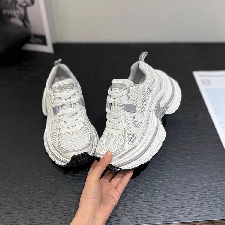 2025 Spring and Summer New 7cm Muffin Bottom Breathable Dad Shoes Women's Small Fashion Versatile Casual Sports Shoes Tide