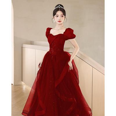 Vestido de Brindis Nupcial Rojo de Lujo 2025: Vestido Largo de Noche de Estilo Nuevo para Compromisos y Bodas