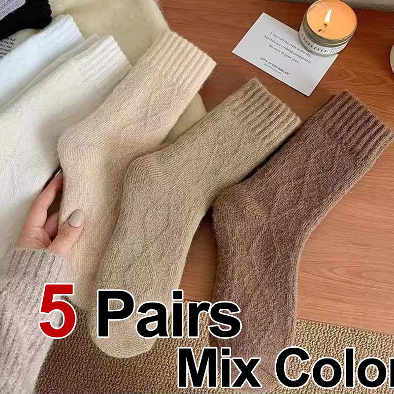 

5 пар женских утолщенных плюшевых носков однотонной расцветки, зимние теплые мягкие удобные модные носки для дома и отдыха на открытом воздухе 5 pairs