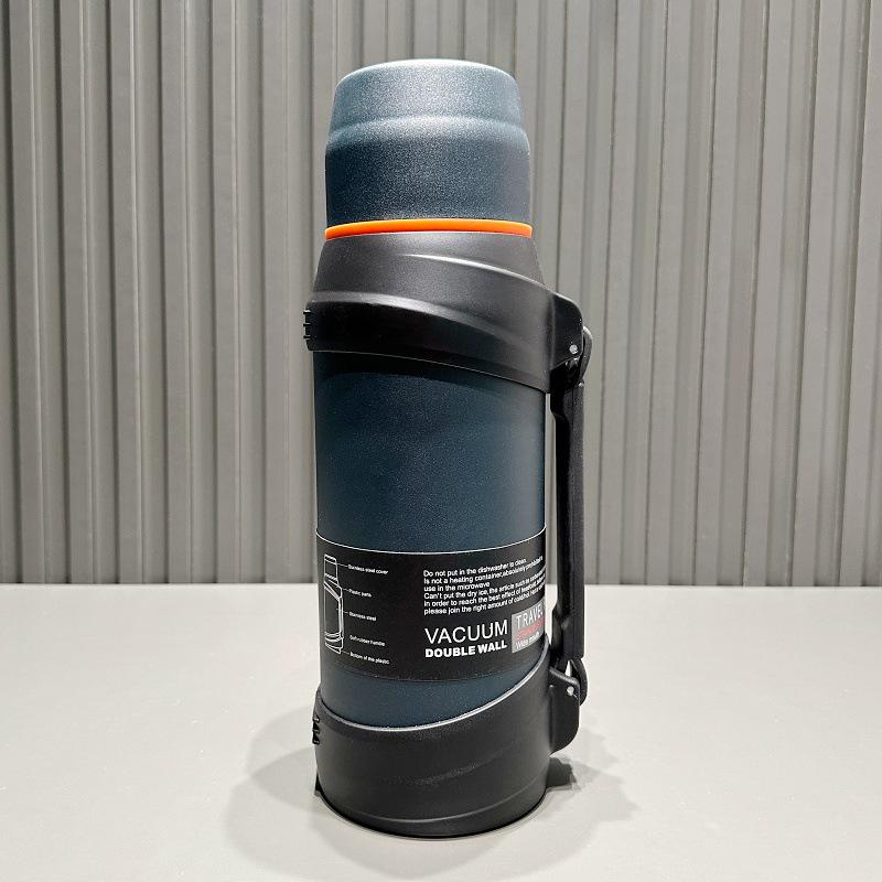 

Large Capacity Stainless Steel Thermos for Travel, Sports, and Tea 2000ml синий
