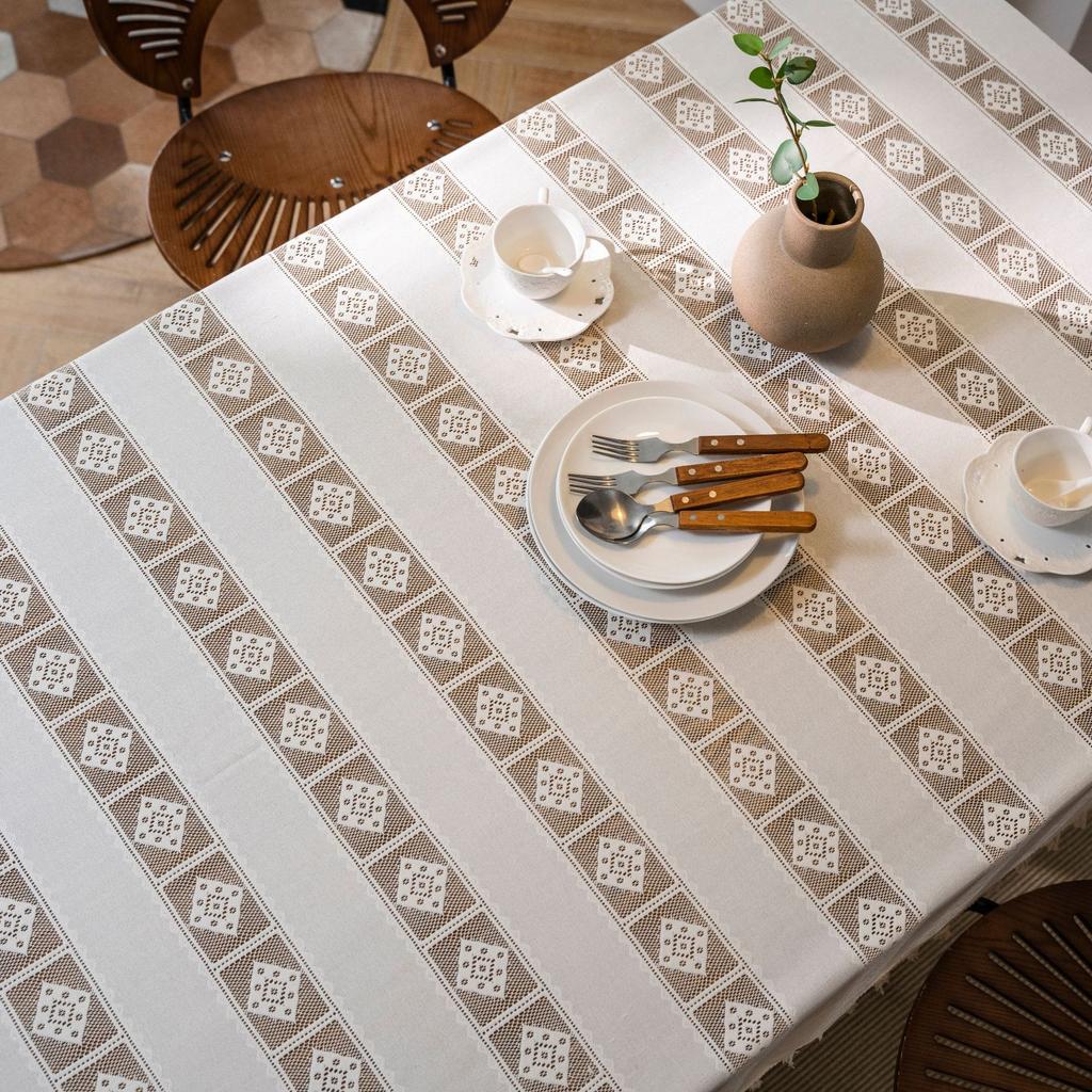 Stary rustykalny obrus - Biały koronkowy wzór Prostokątny pokrowiec na stół, Maszynowo wykonany materiał samoprzylepny na wesela, imprezy, wystrój domu, jadalnię, kemping