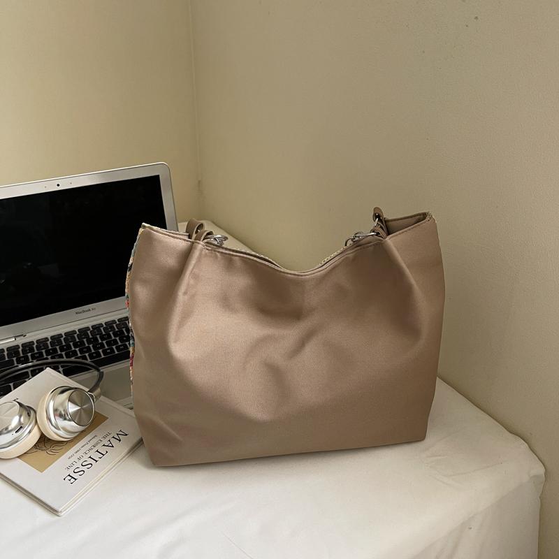 Seaside Holiday Beach Bag Women's Large Capacity Striped Straw Tote Bag