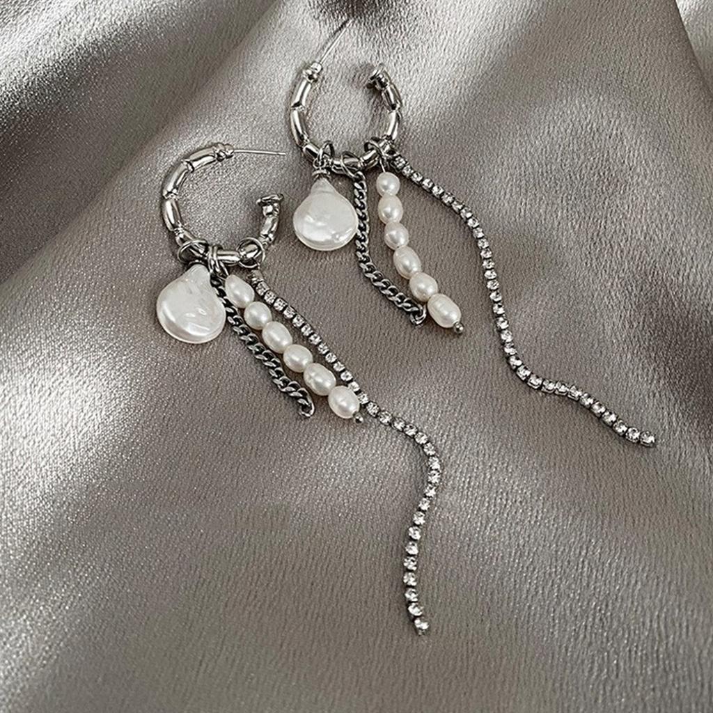 Modische Quastenohrringe Moderne Barock Kristallkettenohrringe mit Quastenakzent für einen Hauch von Luxus