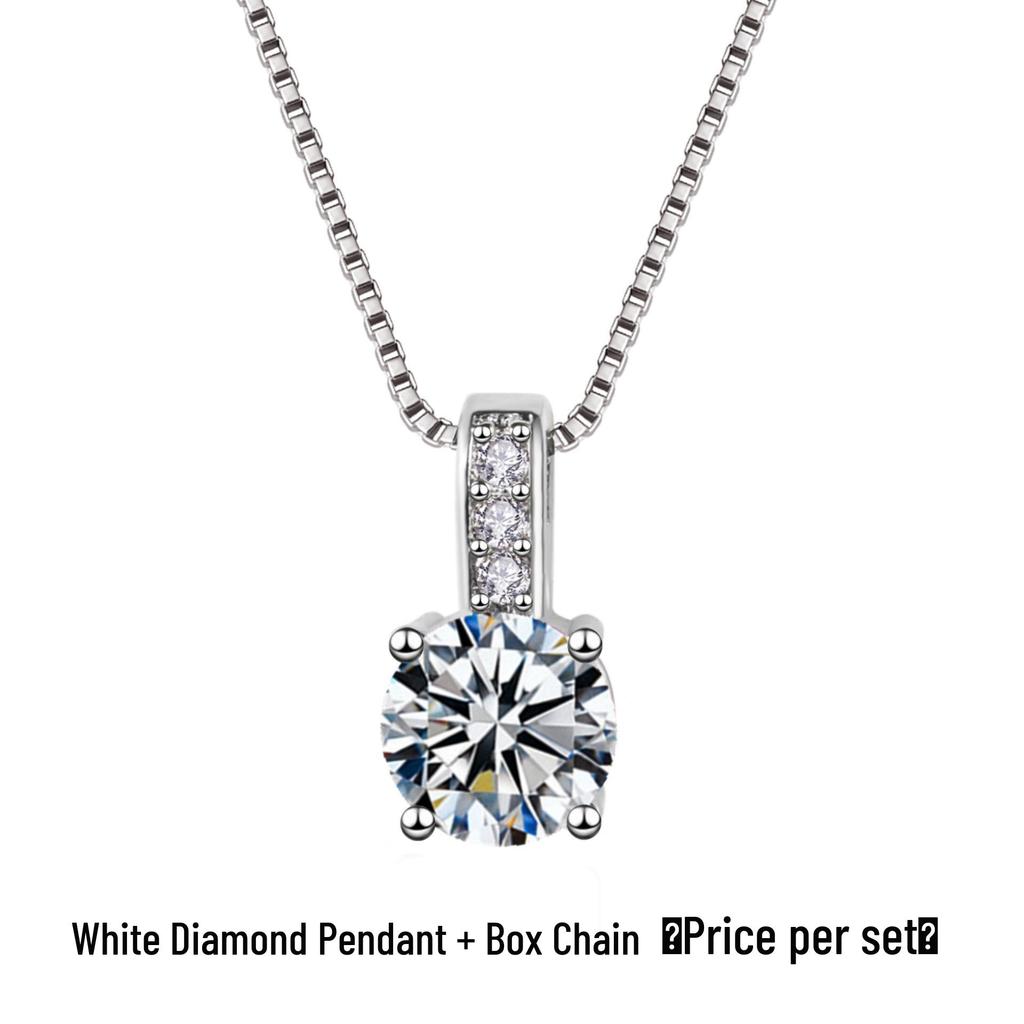 Yi Hua 2 Carat Round Diamond Square Pendant Clavicle Necklace