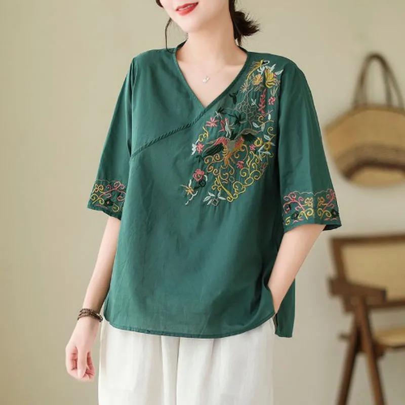 

Summer New Style Retro Ethnic Style Solid Color Heavy Embroidered Shirt Women s Versatile Casual Top XL зелений