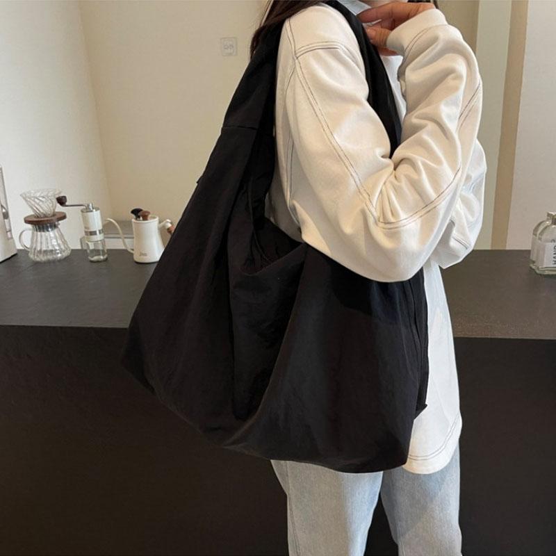 Nylon High Capacity Casual Shoulder Bags Commuting Interior Compartment Women's Bags on Sale  Fashion Solid Color Handbags