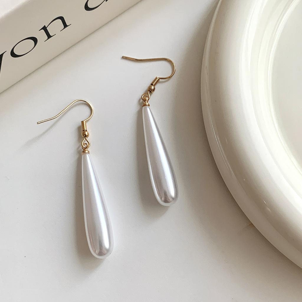 French Pearl Water Drop Long Clip On Earrings Without Ears Hole Women's Elegant Temperament Pearl Earrings No Pierced Earclips