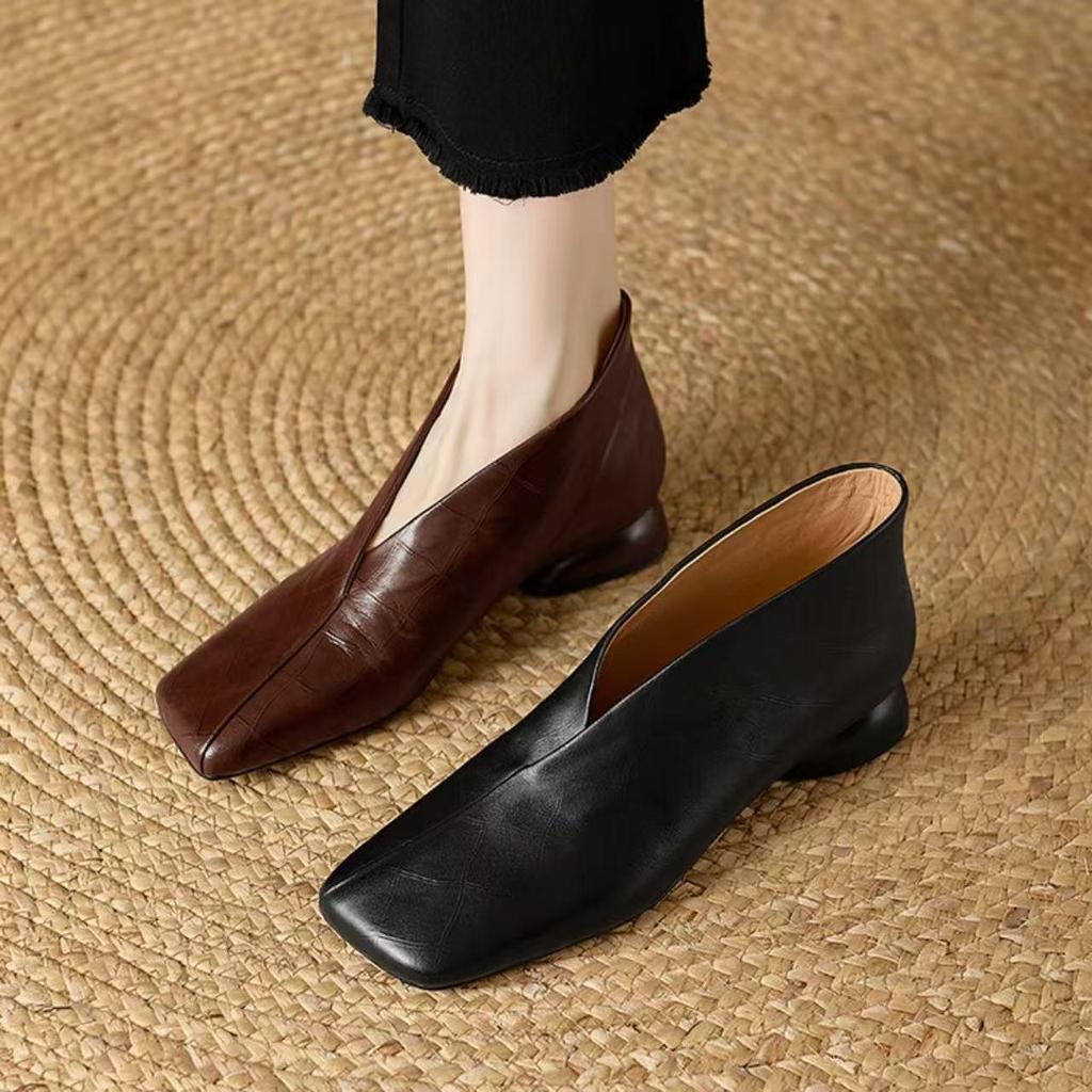 2025 High-End Soft Leather Irregular High Heels