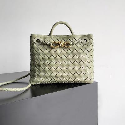 Fashion New Woven Bag Large Capacity Versatile Grid Cowhide Tote Bag Casual Single Shoulder Handbag