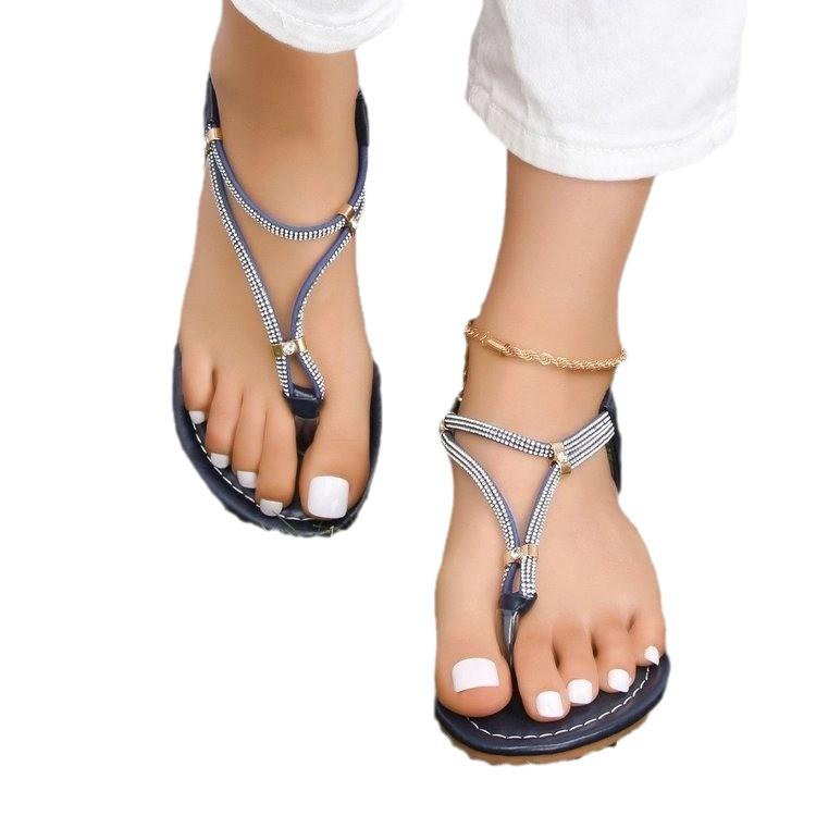 Außenhandelssandalen 2025 Sommer Mode neue Internet-Berühmtheit Damen Schuhe Strass flacher Boden Strand coole Hausschuhe Damen schwarz