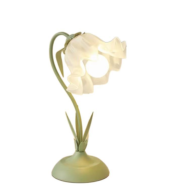Pastoral Study & Bedroom Night Light: Eye-Friendly Internet Celebrity Table Lamp with Floral Design