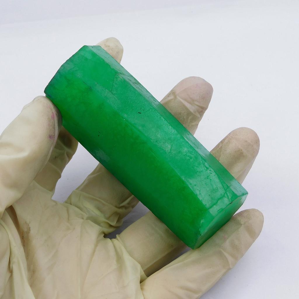 Natural Green Emerald Rough Gemstone, 100-150 Ct,