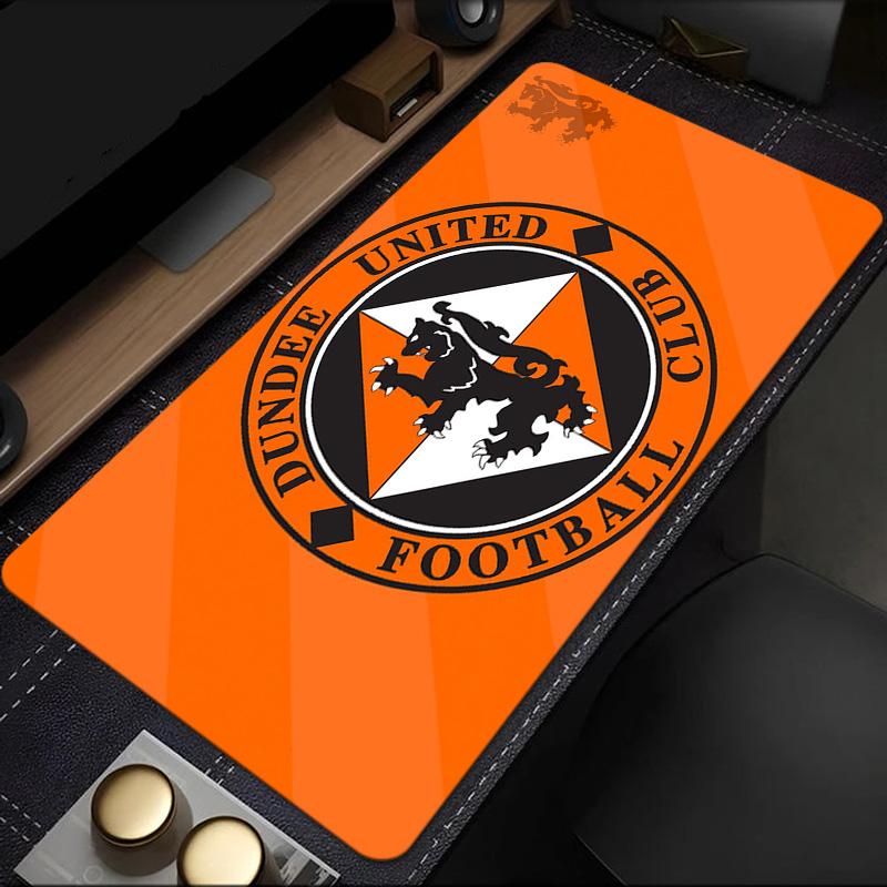 Dundee United Wappen Design Mauspade, Gummibasis, Esports Schreibtischmatte, Mauspade für Gamer und Bürogebrauch, Gaming Schreibtisch , leicht zu reinigende Matte