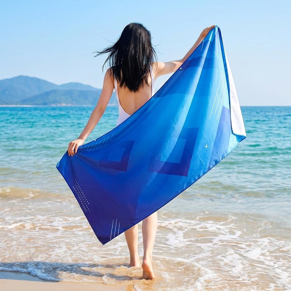 Double-Sided Plush Microfiber Beach Towel, 70x150cm - Quick-Drying, Skin-Friendly, Portable Shawl