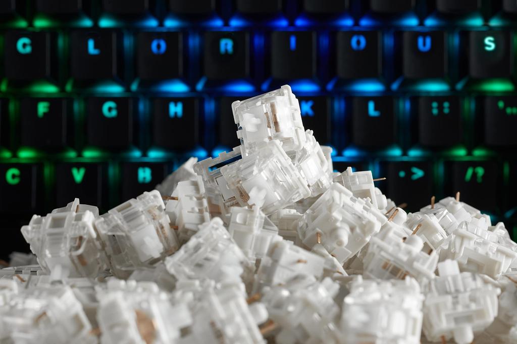 Glorious Gateron Clear Mechanical Keyboard Switch KB705 (120 Pieces) GAT-CLEAR