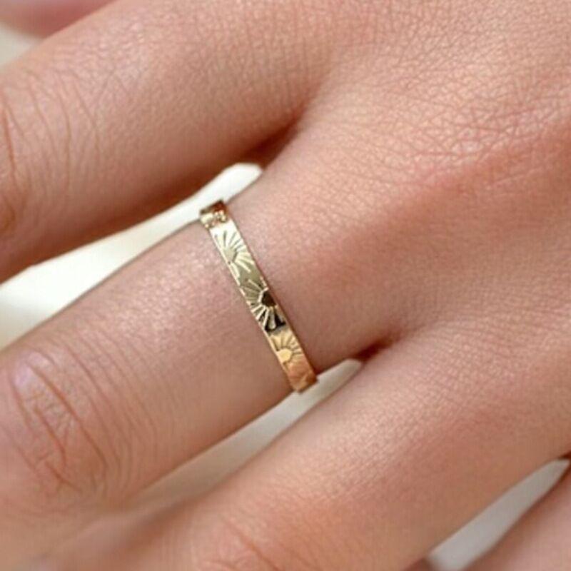 Gold Color Sunflower Thin Stainless Steel Women'S Rings Promise Finger Female Rings Wedding Party Jewelry Gifts 2024 New Trend