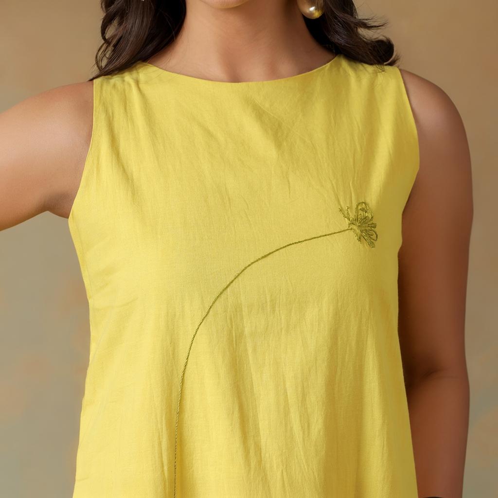 Women Yellow Cotton Sleeveless Racerback Dress Casual Loose Fit Summer Mini Dress for Travel Vacation Daily Wear
