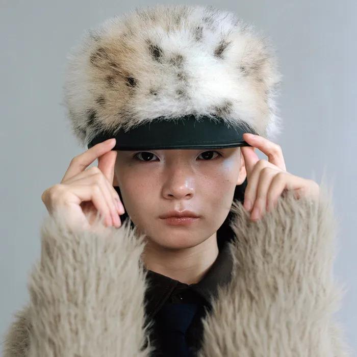 BELLBOY CAP_FUR DOT CREAM