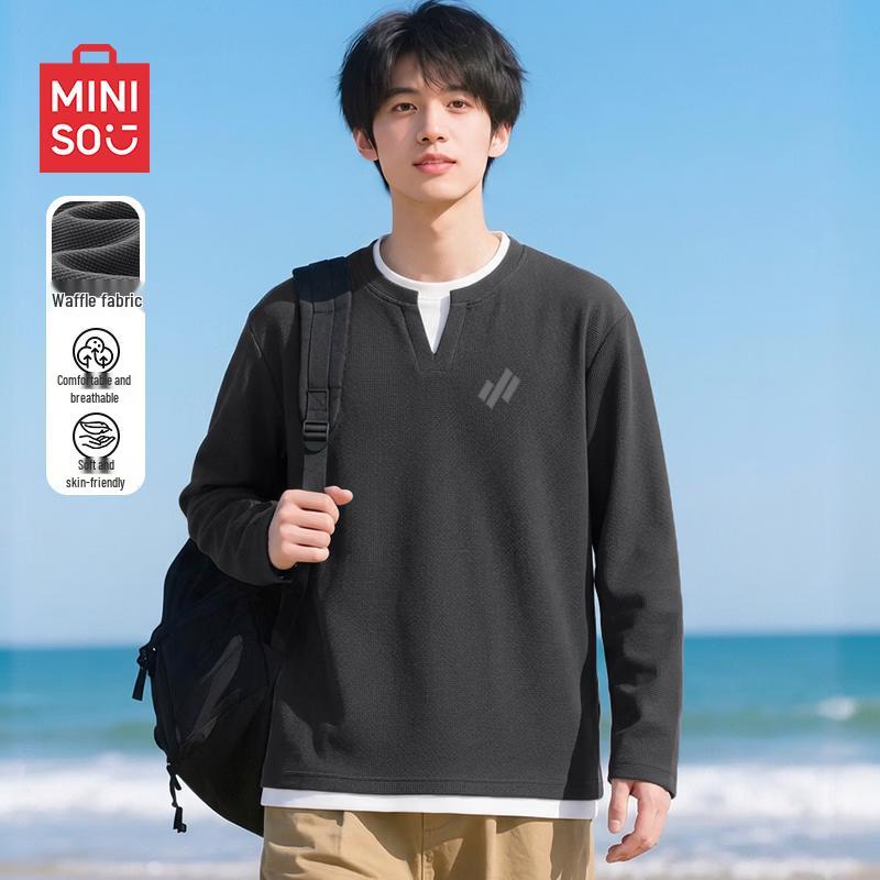 MINISO Men's Waffle Knit Long Sleeve V-Neck T-Shirt
