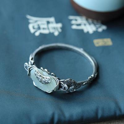 Designer Original New and Old Handmade Butterfly  Inlaid Ruyi Hetian Jade Open Bracelet Retro Ladies Jewelry