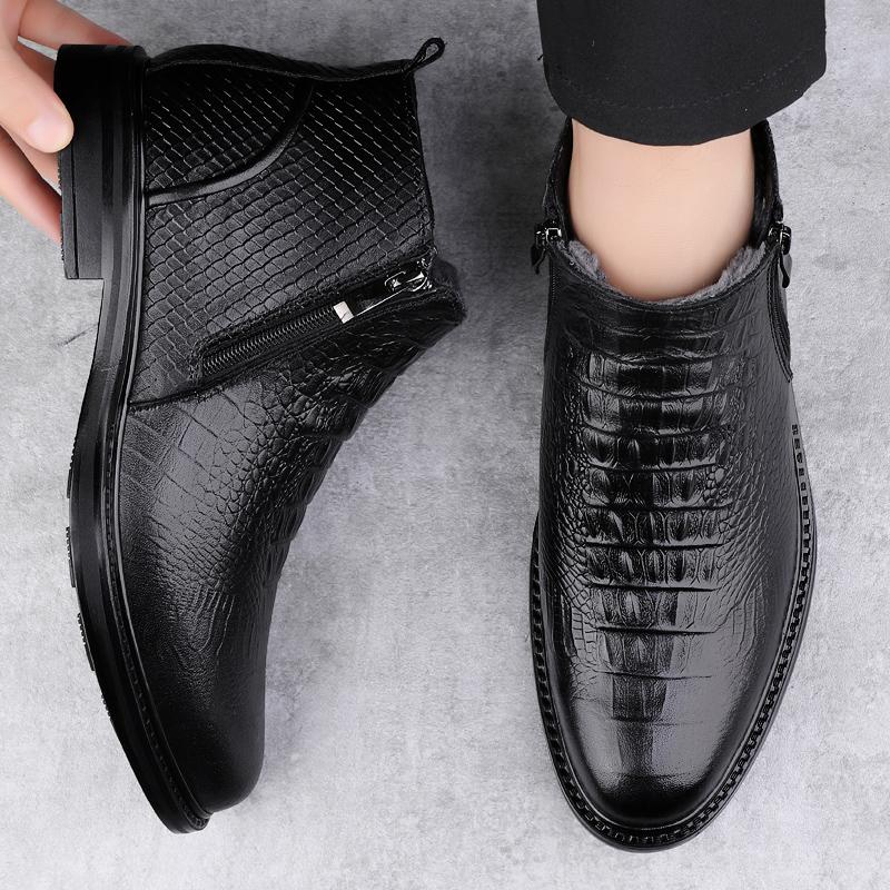 Men Winter Plush Snow Boots Genuine Leather Mens Side Zipper Ankle Boots Fashion Men High Top Casual Shoes All-match Male Botas