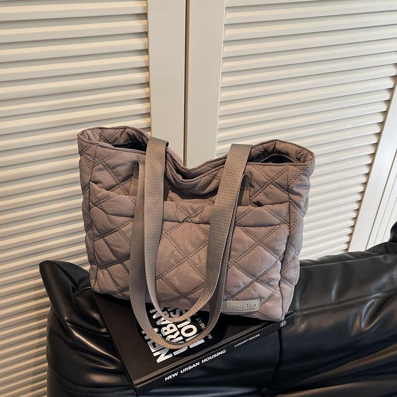 Rhombus Cotton Clothing Bag Autumn and Winter New Fashion Women's Bag Commuter Shoulder Armpit Bag Large Capacity Tote Bag