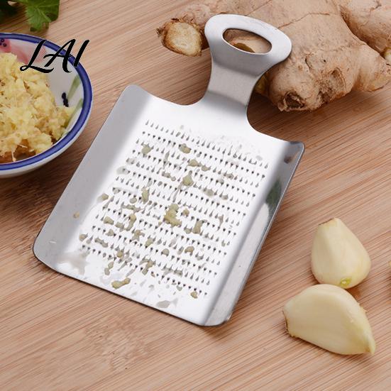 Ginger Paste Grater Stainless Steel And Garlic Grinder Easy Clean Handheld Manual Grater Mincer for Cooking Residue Separation Multi Purpose Kitchen