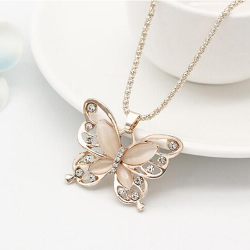 Fashion Women Butterfly Pendant Necklace Stylish Sweater Temperament Necklace