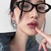 Gm Die gleiche modische kleine ovale intellektuelle Brille kann mit einem Grad-Nerd-Rahmen für Frauen mit hoher Myopie kombiniert werden