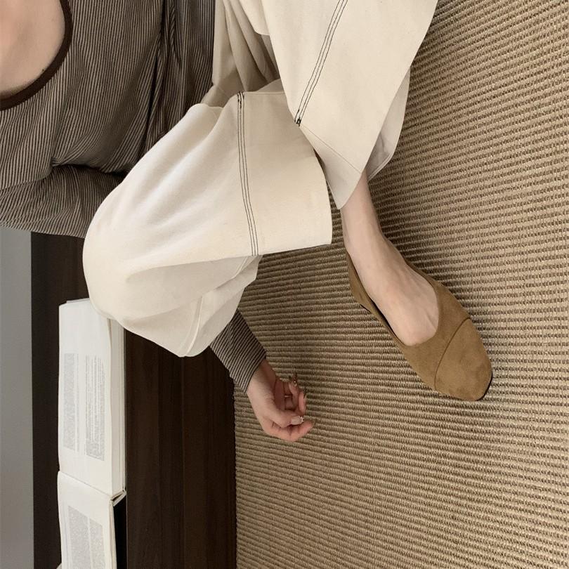 Square heel round head shallow mouth single shoes Korean version simple retro literary flat shoes grandma shoes soft