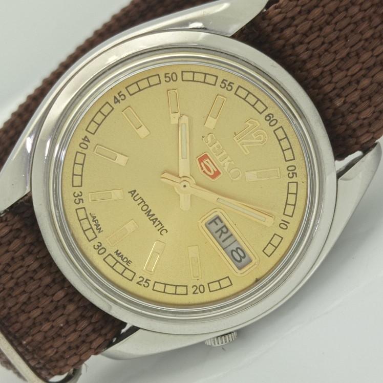 

USED SEIKO 5 AUTOMATIC 7009A JAPAN MENS GUSEDEN DIAL WATCH 008-a412928-2 Sku008-a412928