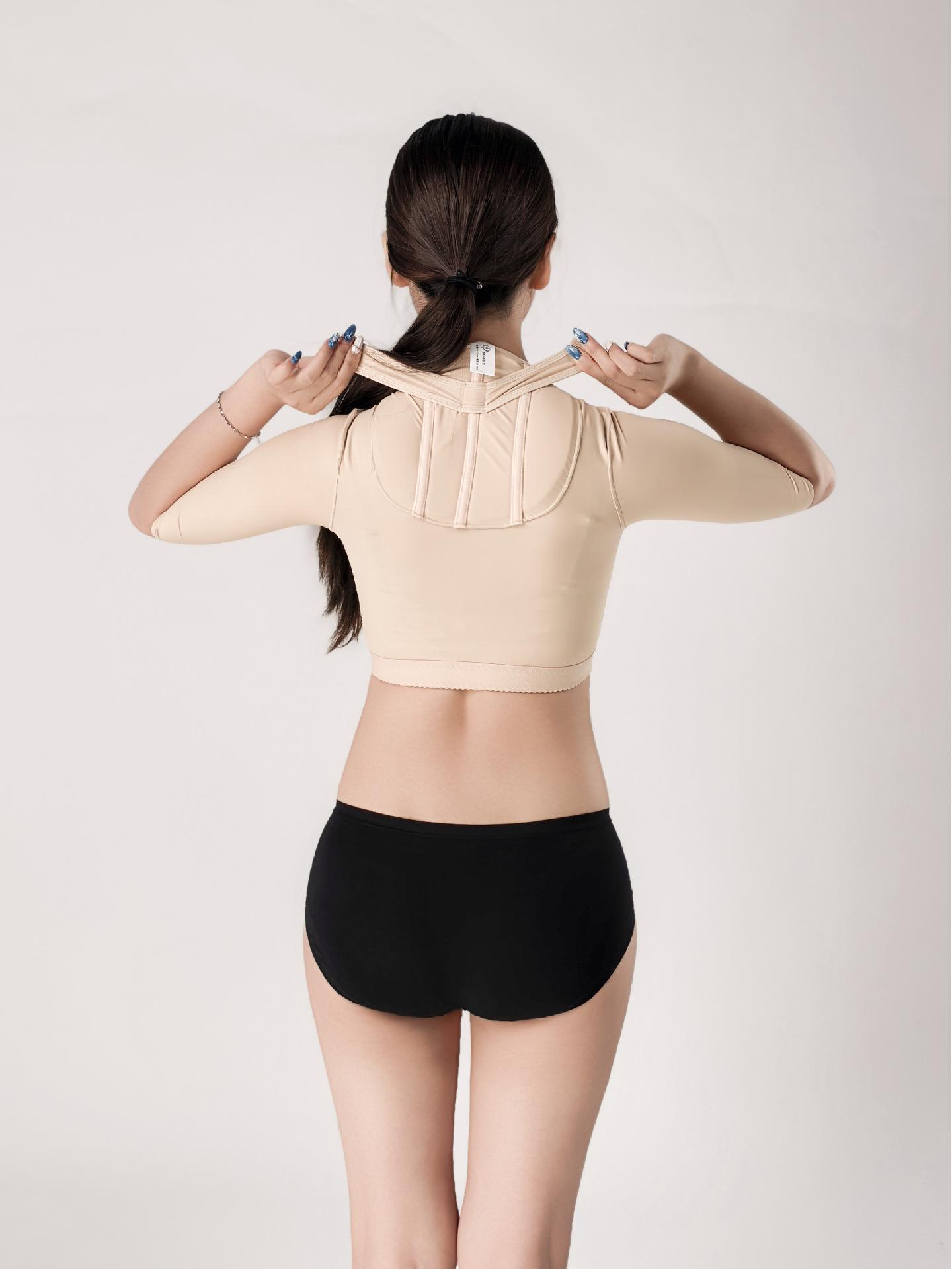 

Послеоперационный формирователь груди с регулируемой застежкой для компрессии и поддержки M телесный