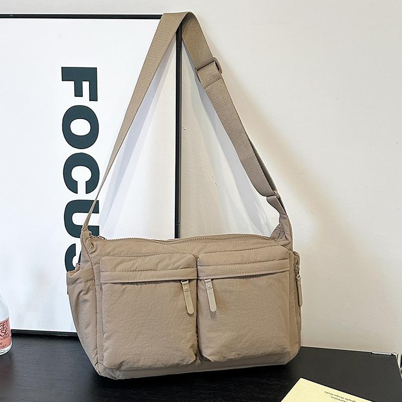 Day Single Casual Satchel Women's Shoulder Bag Messenger Bag Multi-pocket Anti-splashing Backpack Men's Commuter Computer Bag Dumpling Bag